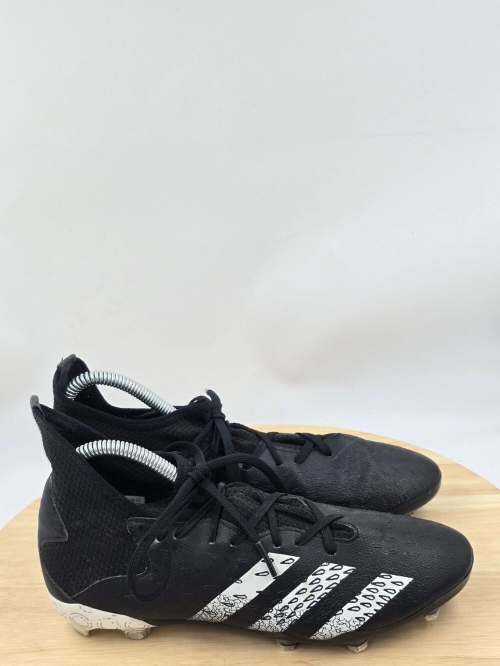 Adidas Predator Freak .3 FY1031 Soccer Cleats Mens Size 6